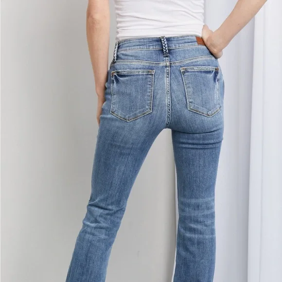 Judy Blue Distressed Pocket Jeans - Picture 6 of 6
